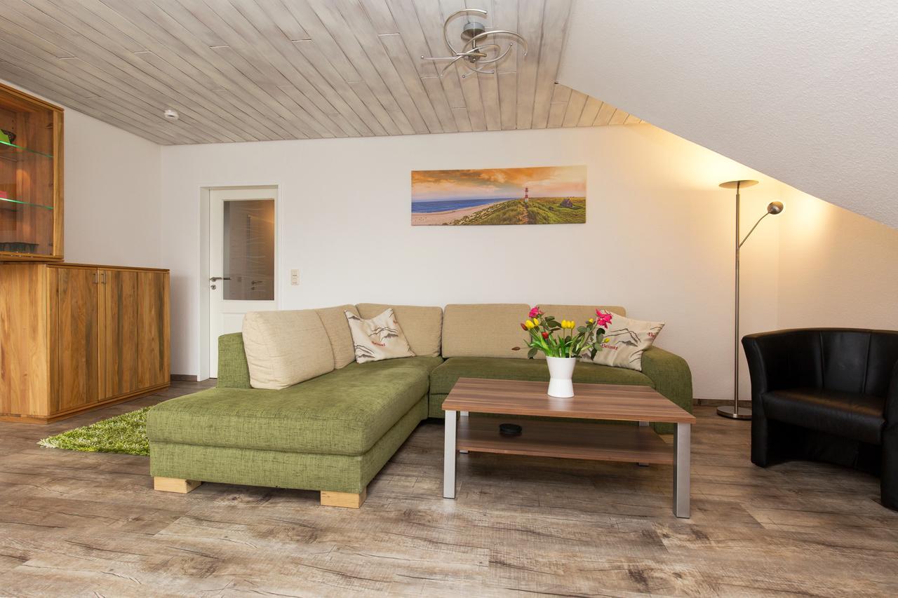 Ferienwohnung Haus Zum Seehund Mit Pool Und Fruehstuecksoption Bensersiel Extérieur photo