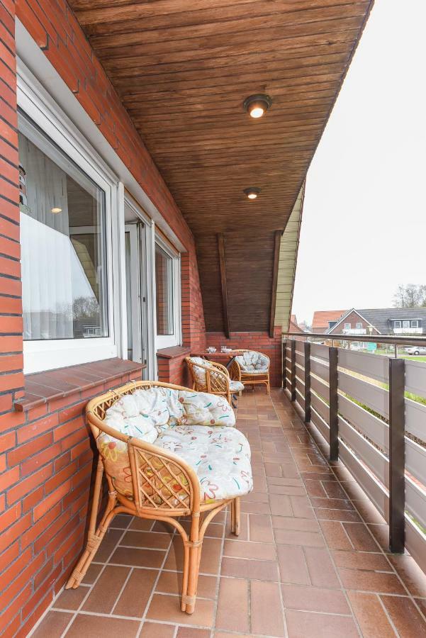 Ferienwohnung Haus Zum Seehund Mit Pool Und Fruehstuecksoption Bensersiel Extérieur photo