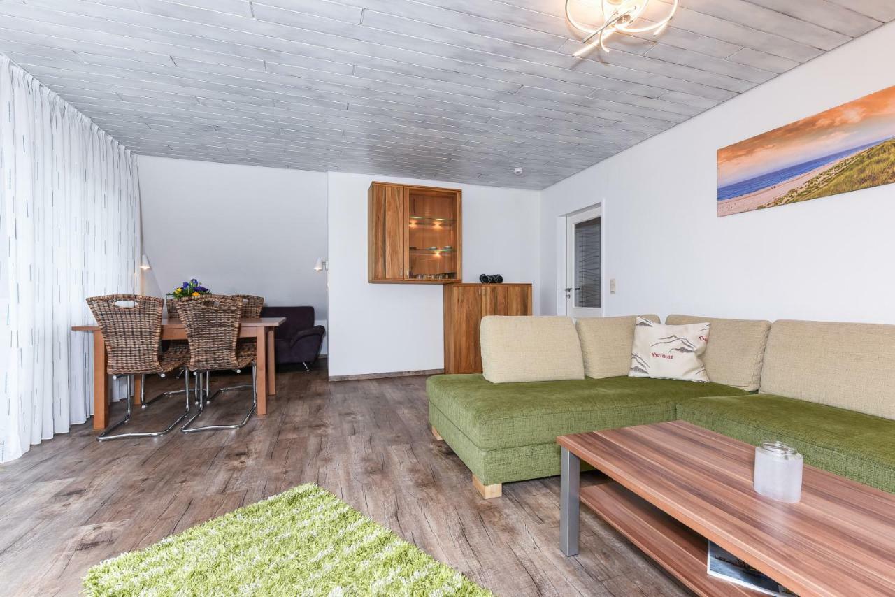 Ferienwohnung Haus Zum Seehund Mit Pool Und Fruehstuecksoption Bensersiel Extérieur photo